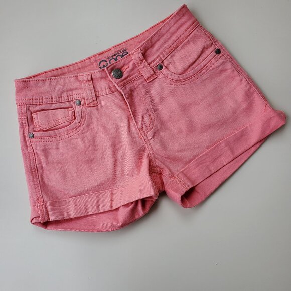 Bubblegum pink denim shorts - Picture 1 of 2
